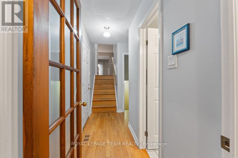 29015991/2684-violet-street/britannia/ottawa/ontario/K2B6X2_5