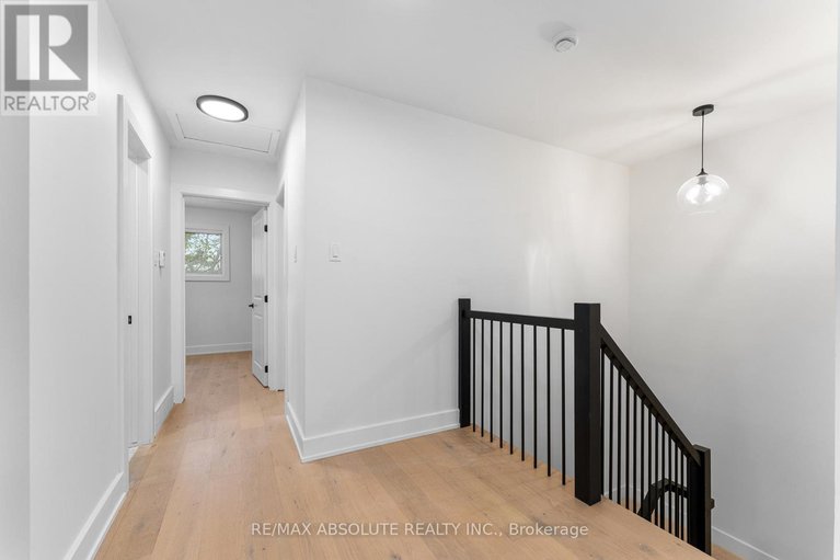 29221616/14-mulvagh-avenue/borden-farmstewart-farmcarleton-heightsparkwood-hills/ottawa/ontario/K2E6M6_17