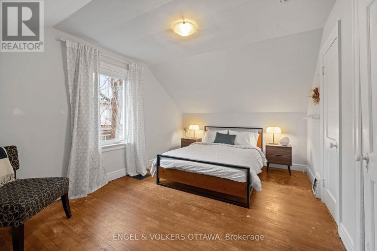 29608373/18-clarendon-avenue/ottawa-west/ottawa/ontario/K1Y0P2_27