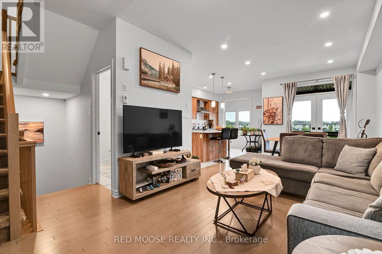 28578839/877-couloir-road/mer-bleuebradley-estatesanderson-park/ottawa/ontario/K1W0P5_14
