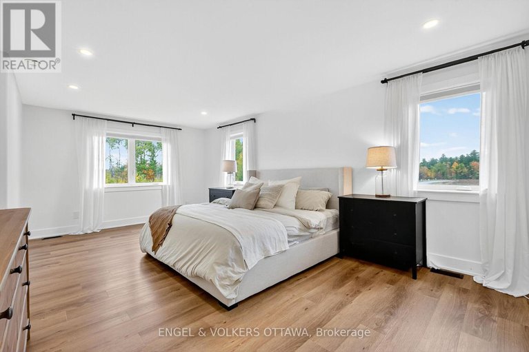 29060729/57-paul-a-bertrand-drive/mcnabbraeside-twps/mcnabbraeside/ontario/K7S3G8_35