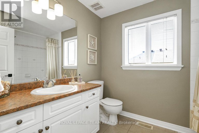 28325632/118-oakfield-crescent/longfields/ottawa/ontario/K2J5H6_35