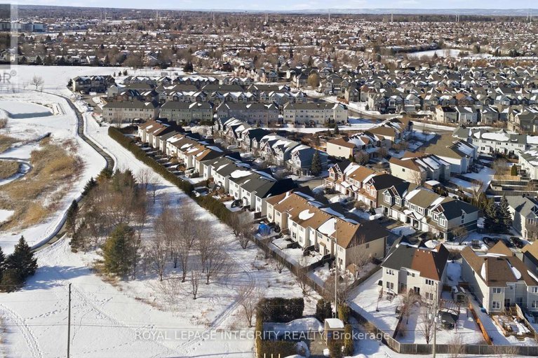 29420692/356-hillsboro-private/emerald-meadowstrailwest/ottawa/ontario/K2M3B1_26