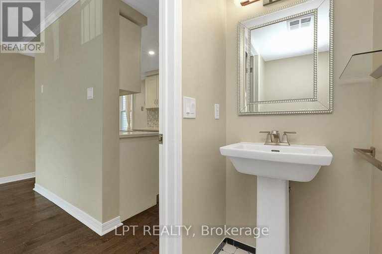 28822093/13-1121-bavlie-avenue/billings-bridge/ottawa/ontario/K1H8P3_22