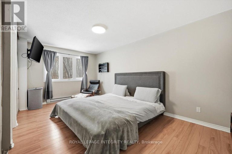 29606728/1985-woods-street/town-of-rockland/clarence-rockland/ontario/K4K1H7_18