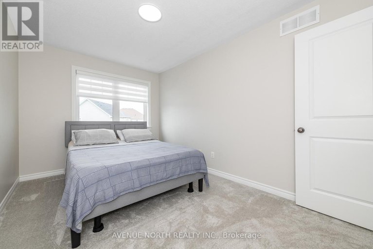 29416953/448-rochefort-circle/avalon-west/ottawa/ontario/K4A0M9_23