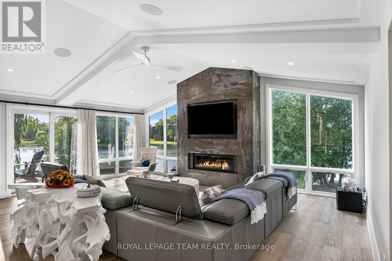 28864114/2318-summerside-drive/manotick-east-to-manotick-station/ottawa/ontario/K4M1B4_24