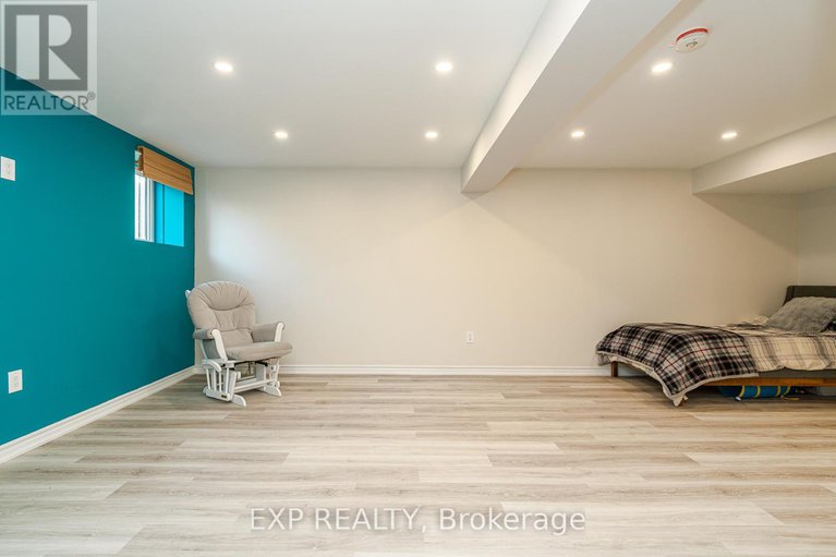 28879067/722-devario-crescent/half-moon-bay/ottawa/ontario/K2J6H3_41