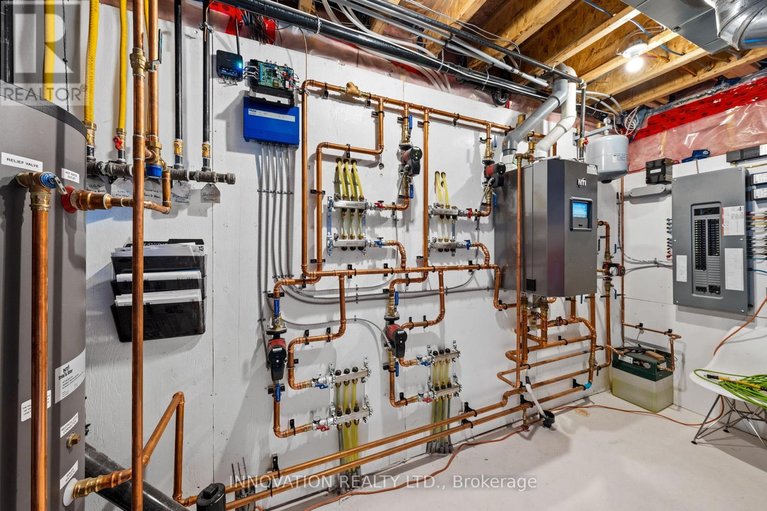 29436739/195-charlies-lane/carp/ottawa/ontario/K0A1L0_43