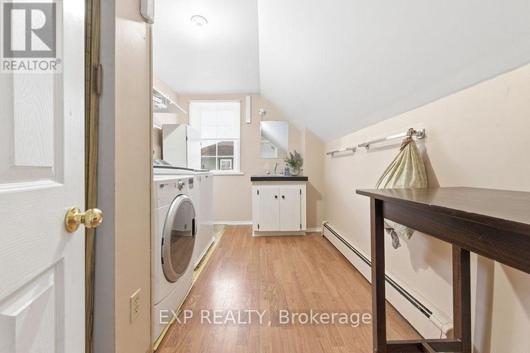 29254148/113-bank-street-n/renfrew/renfrew/ontario/K7V2E3_29