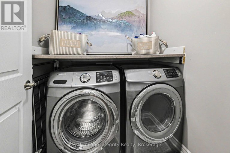 29598898/530-cope-drive/emerald-meadowstrailwest/ottawa/ontario/K2V0N8_24