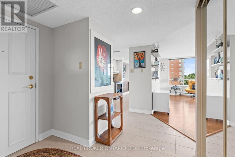 28595876/413-100-grant-carman-drive/borden-farmstewart-farmcarleton-heightsparkwood-hills/ottawa/ontario/K2E8B8_11
