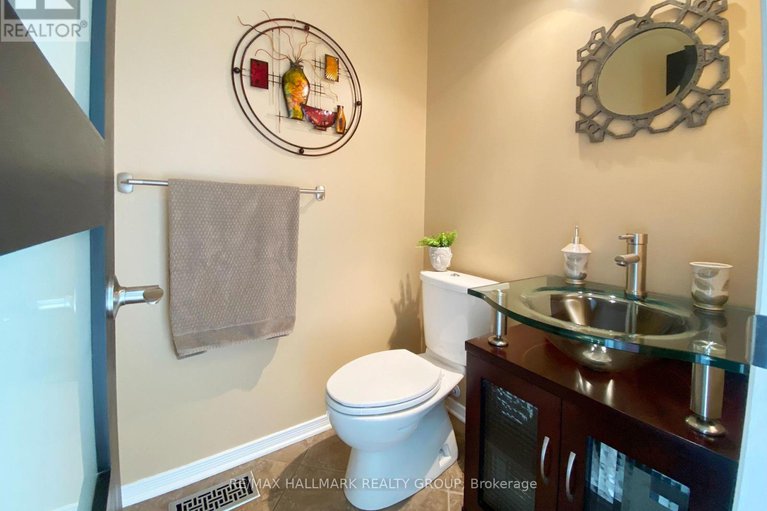 29052935/1415-caravel-crescent/bilberry-creekqueenswood-heights/ottawa/ontario/K1E3X4_22