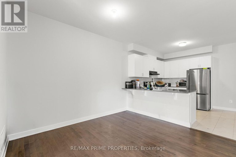 28843088/834-bascule-place/btwn-franktown-rd-fallowfield-rd/ottawa/ontario/K0A2Z0_5