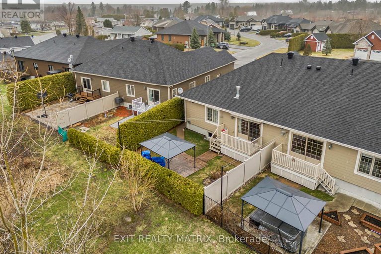 29622056/59-pilon-street/lorignal/champlain/ontario/K0B1K0_33