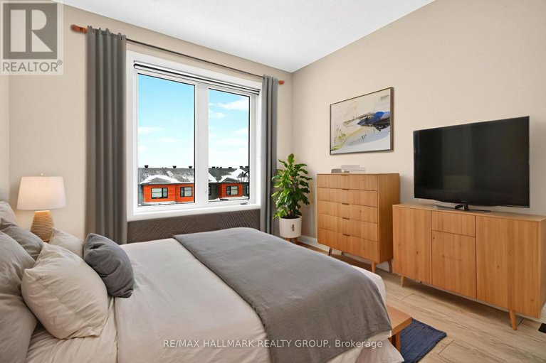 29099860/348-raheen-court-ottawa-circuit/half-moon-bay/ottawa/ontario/K2J7C2_29