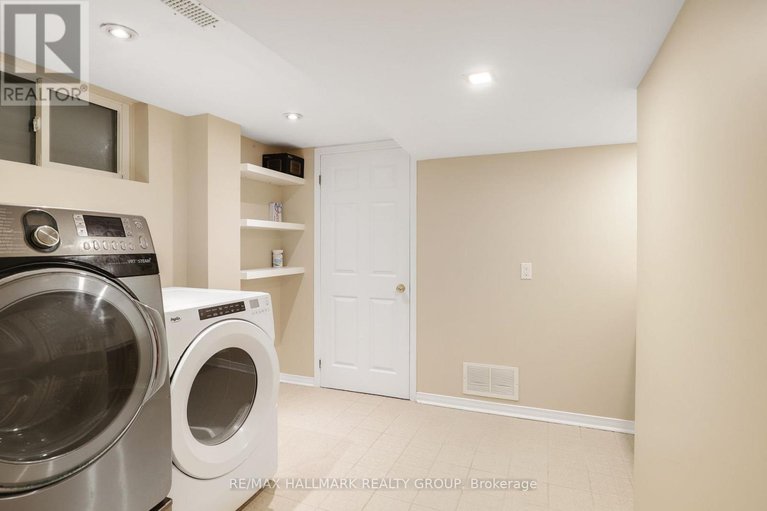 28938196/3062-upper-otterson-place/mooneys-bayrevelstoke/ottawa/ontario/K1V7B6_35