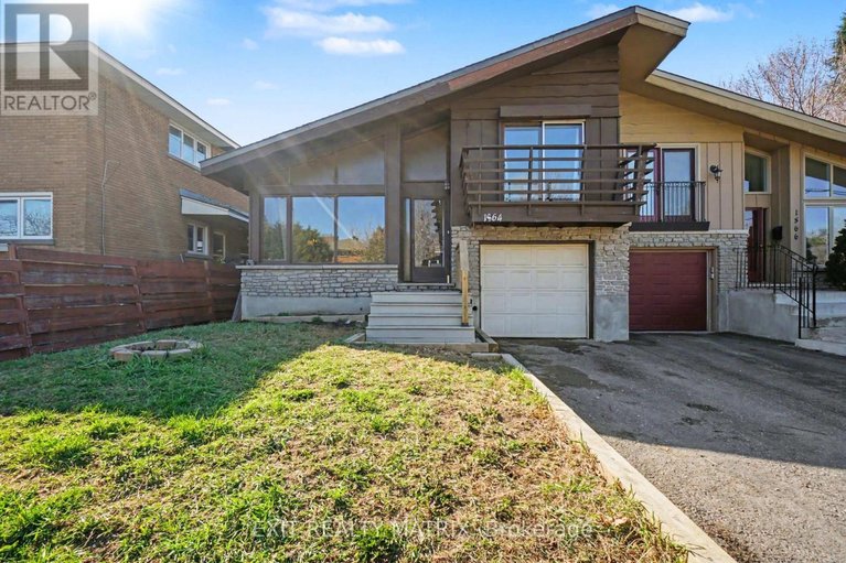 29680683/1864-lenester-avenue/mckellar-heightsglabar-park/ottawa/ontario/K2A3W8_1