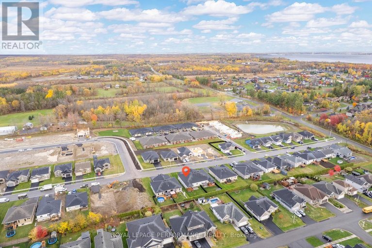 29626647/42-forrester-way/long-sault/south-stormont/ontario/K0C1P0_45