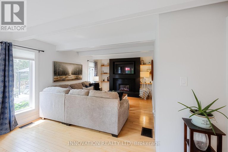 28421716/1098-cindy-hill-crescent/manotick-long-island-nicholls-island/ottawa/ontario/K4M1E8_18