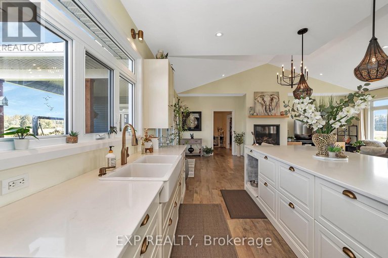 28145146/3010-torwood-drive/dunrobin-shores/ottawa/ontario/K0A1T0_7