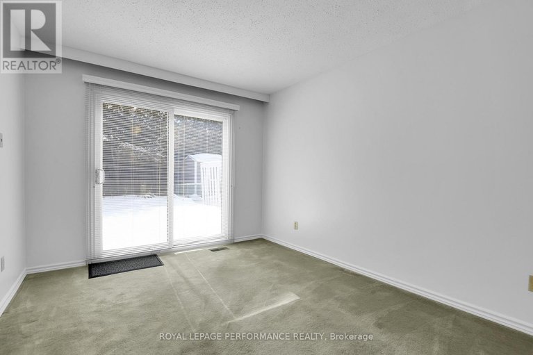 29663857/2166-bickerton-avenue/beacon-hill-north/ottawa/ontario/K1J6Y3_15