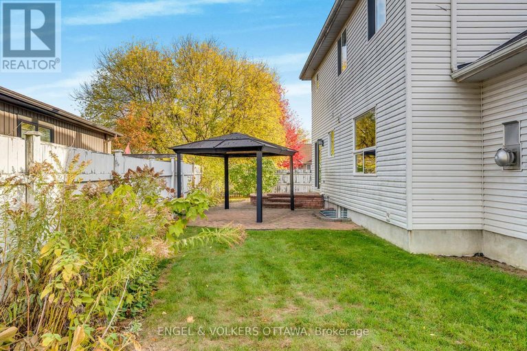 29481340/26-carleton-cathcart-street/stittsville-south/ottawa/ontario/K2S1M7_40