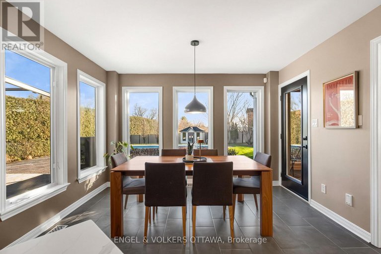 29666801/32-barcham-crescent/hearts-desire/ottawa/ontario/K2J3Z7_15