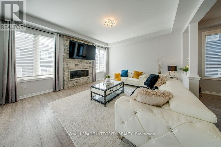 28613041/405-aphelion-crescent/half-moon-bay/ottawa/ontario/K2J6N6_13