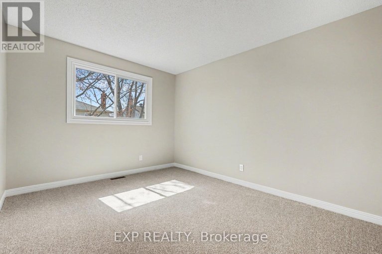 29671648/865-acadian-gardens/convent-glen/ottawa/ontario/K1C2V7_34