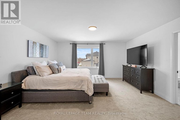 29484590/437-fleet-canuck-private/huntley-ward-south-east/ottawa/ontario/K0A1L0_22