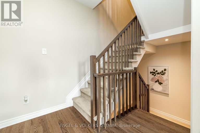 28498335/182-poplin-street/riverside-southgloucester-glen/ottawa/ontario/K4M0G9_30