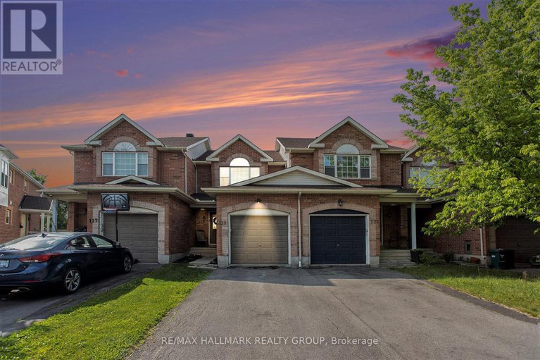 28493809/119-topham-terrace/fallingbrookgardenway-south/ottawa/ontario/K4A5B8_29