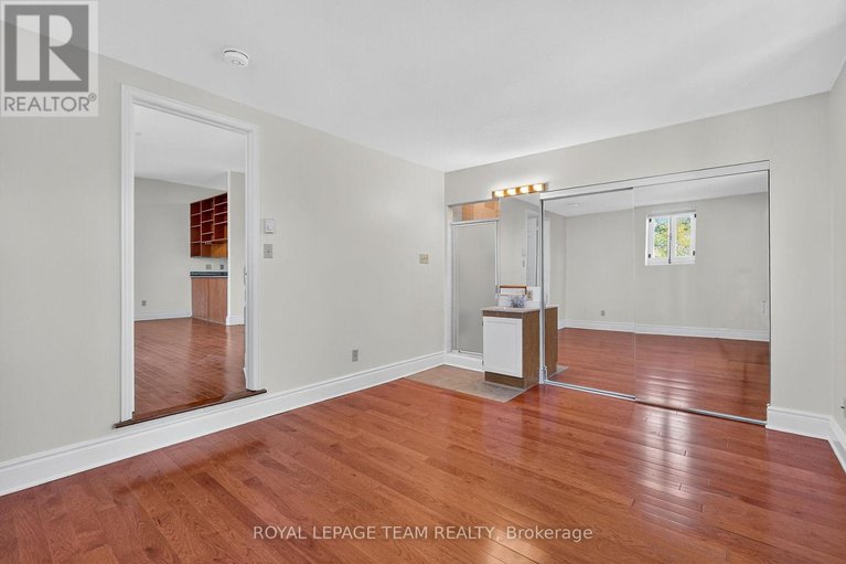 28946487/6-635-richmond-road/woodroffe/ottawa/ontario/K2A0G6_27