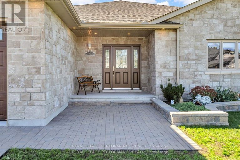 29462956/55-dale-street/long-sault/south-stormont/ontario/K0C1M0_4