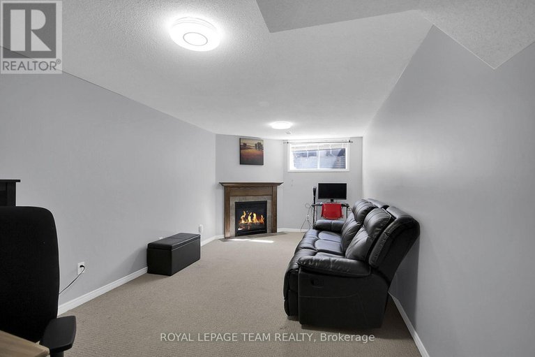 28414500/214-cityview-crescent/springridgeeast-village/ottawa/ontario/K4A0T9_23