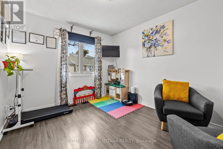 28368697/35-jackson-court/beaverbrook/ottawa/ontario/K2K1B6_18