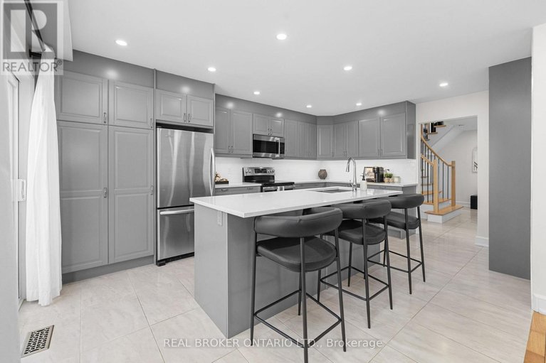 29653465/2058-wildflower-drive/queenswood-heights-south/ottawa/ontario/K1E3R3_14