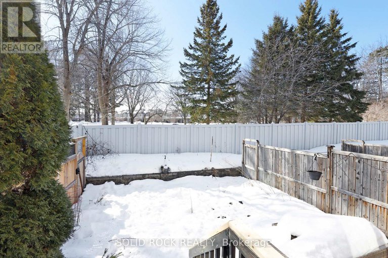 29434004/62-evelyn-powers-private-n/stittsville-south/ottawa/ontario/K2S0E1_29