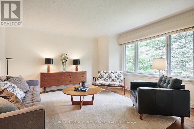 29341619/364-cunningham-avenue/alta-vistafaircrest-heights/ottawa/ontario/K1H6B4_5