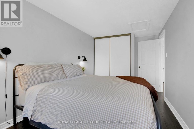 29651789/22-135-castlefrank-road/glencairnhazeldean/ottawa/ontario/K2L2Y2_32