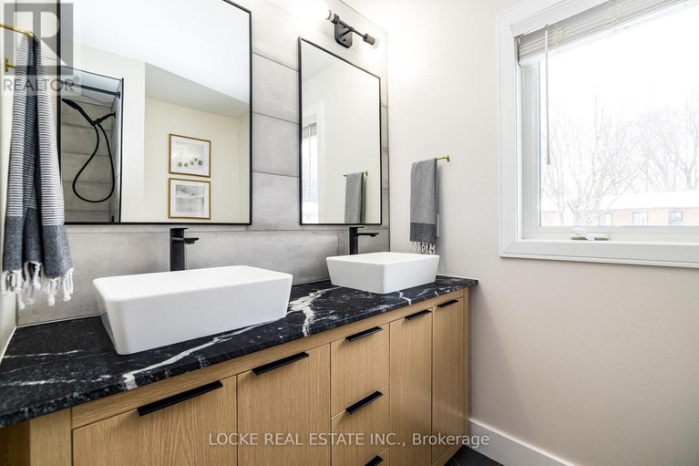 29371448/6066-ridgelea-place/chapel-hill/ottawa/ontario/K1C5P8_34