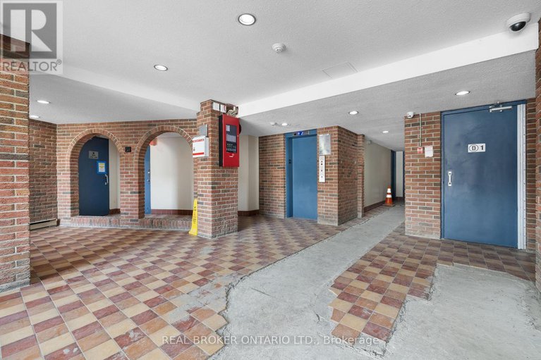 29437627/103c-2041-arrowsmith-drive/beacon-hill-south/ottawa/ontario/K1J7V7_7