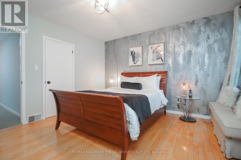 28220496/239-york-street/lower-town/ottawa/ontario/K1N5T9_30