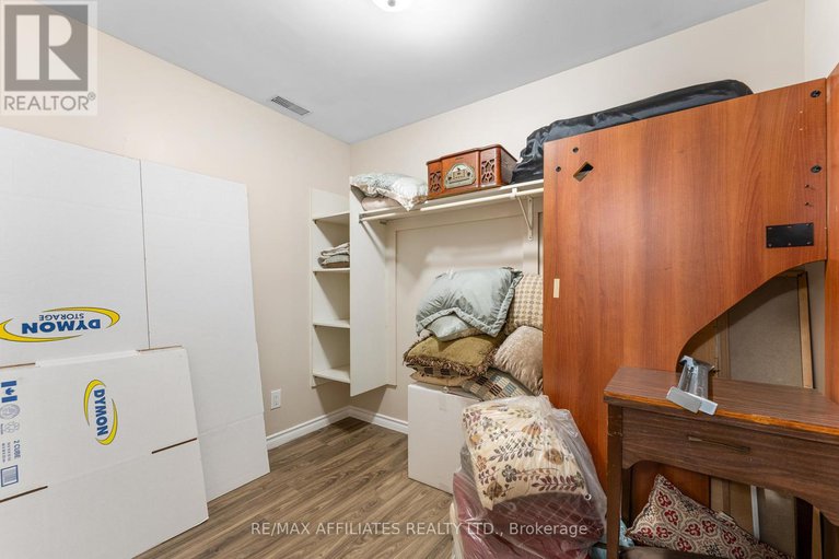 28985818/14-panandrick-view-drive/rural-kanata-central/ottawa/ontario/K2W1A5_40