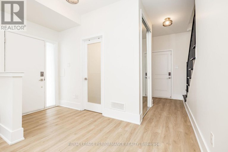 29270056/225-makadewa-private-w/cfb-rockcliffe-and-area/ottawa/ontario/K1K0P2_5