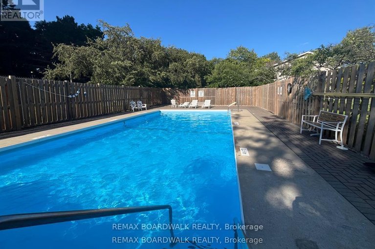 29597974/403-555-brittany-drive/viscount-alexander-park/ottawa/ontario/K1K4C5_19