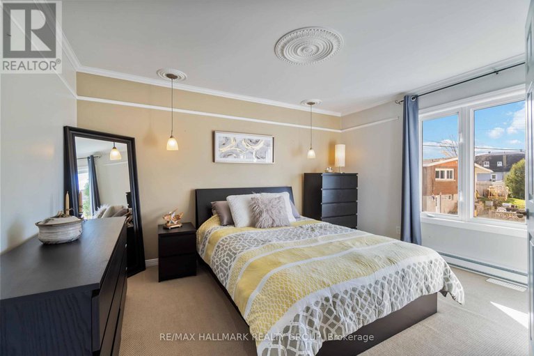 29069268/835-powers-street/town-of-rockland/clarence-rockland/ontario/K4K1K4_18