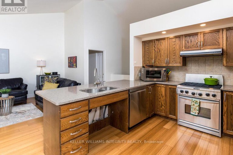 28320783/223-willow-creek-circle/strandherd/ottawa/ontario/K2G7B1_8