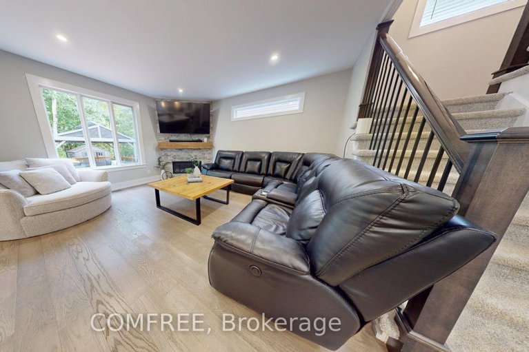 28737976/70-sirocco-crescent/stittsville-north/ottawa/ontario/K2S2C8_8